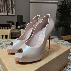 NEW Christian Louboutin Hot Chick Alta Shimmering Pink Peep-Toe Heels Size 37.5